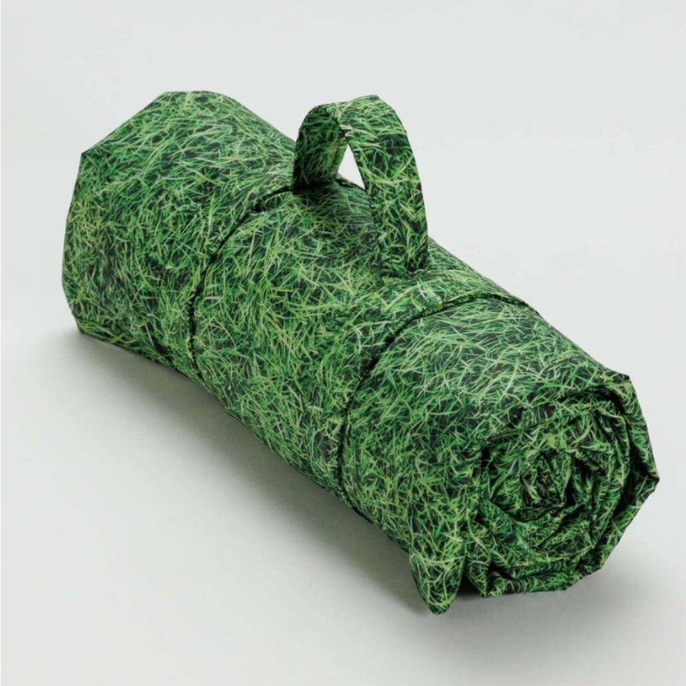 BAGGU PUFFY PICNIC BLANKET—GRASS